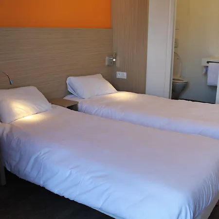 Premiere Classe La Roche Sur Yon - Vendespace فندق ميورو لو كابْتيفْ