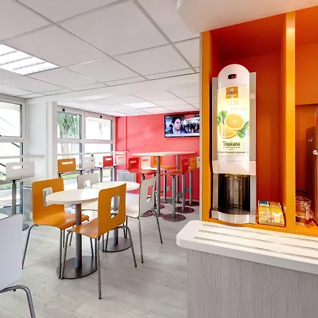 فندق Premiere Classe La Roche Sur Yon - Vendespace