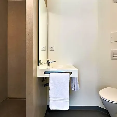 Hotel Premiere Classe La Roche Sur Yon - Vendespace