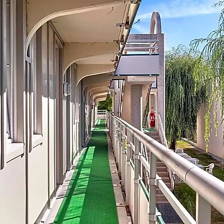 Hotel Premiere Classe La Roche Sur Yon - Vendespace *