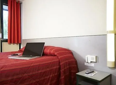 Hotell Premiere Classe La Roche Sur Yon - Vendespace 2*