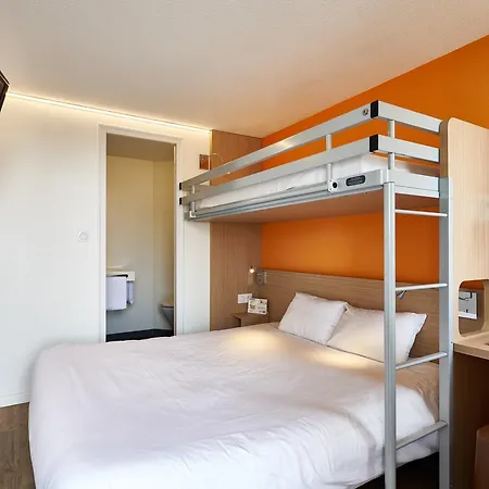 Premiere Classe La Roche Sur Yon - Vendespace فندق ميورو لو كابْتيفْ