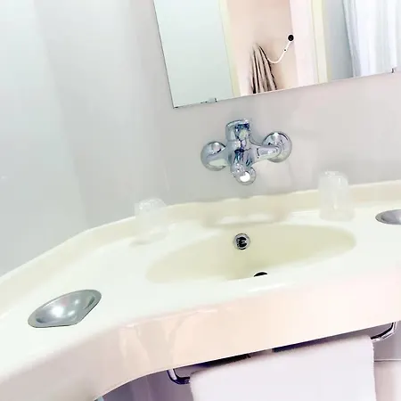 Premiere Classe La Roche Sur Yon - Vendespace Hotel *