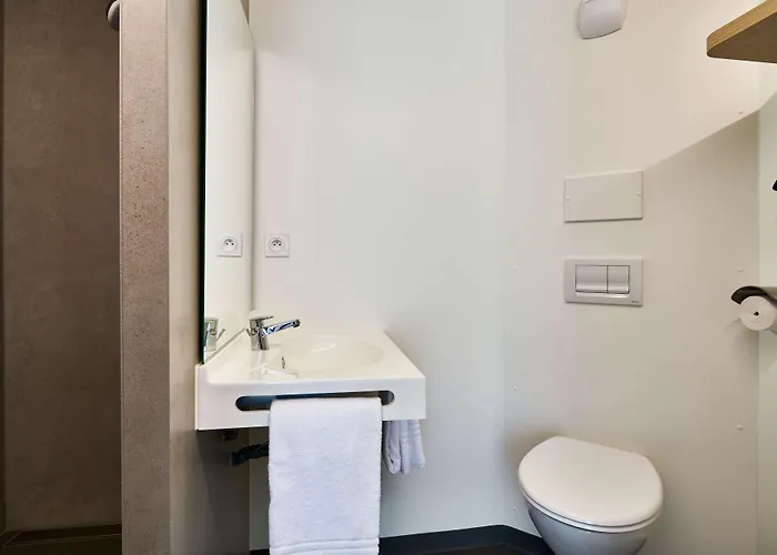 Hotel Première Classe La Roche Sur Yon - Vendéspace 2*