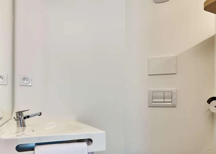 Premiere Classe La Roche Sur Yon - Vendespace Hotel 2*