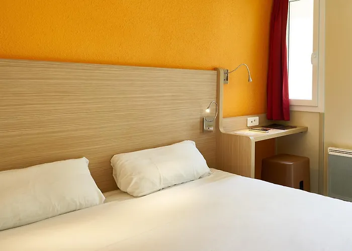 Hotel Première Classe La Roche Sur Yon - Vendéspace 2*