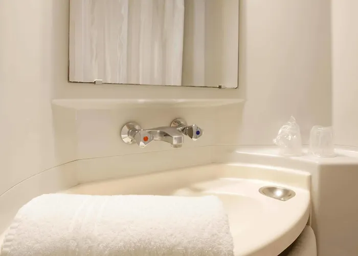 Hotel Premiere Classe La Roche Sur Yon - Vendespace 2*