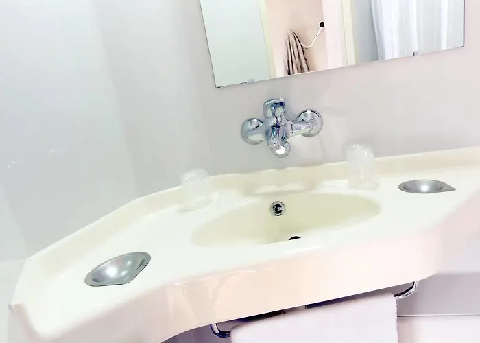 Première Classe La Roche Sur Yon - Vendéspace Hotel 2*